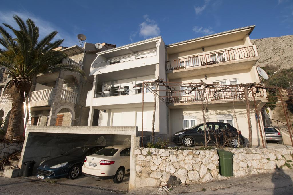 Apartment Mate Omiš Exteriör bild